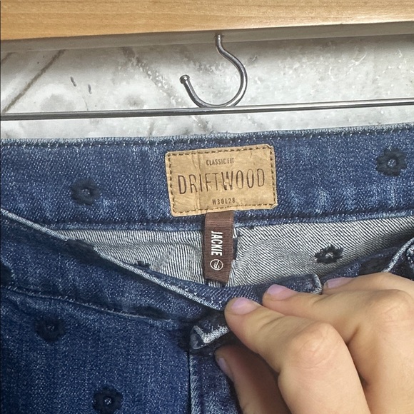 Driftwood Jackie skinny jeans with flower polka dot pattern - Picture 2 of 5